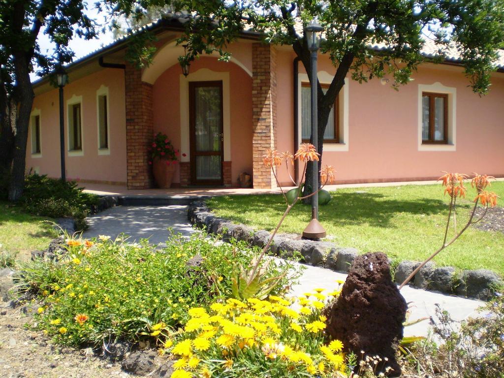 Poggiofelice B&B Zafferana Etnea Luaran gambar