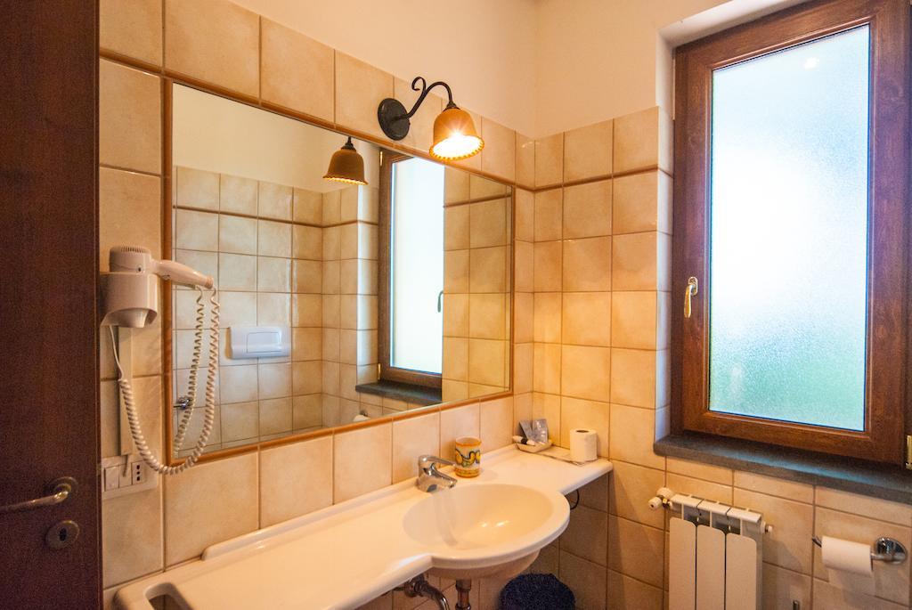 Poggiofelice B&B Zafferana Etnea Bilik gambar
