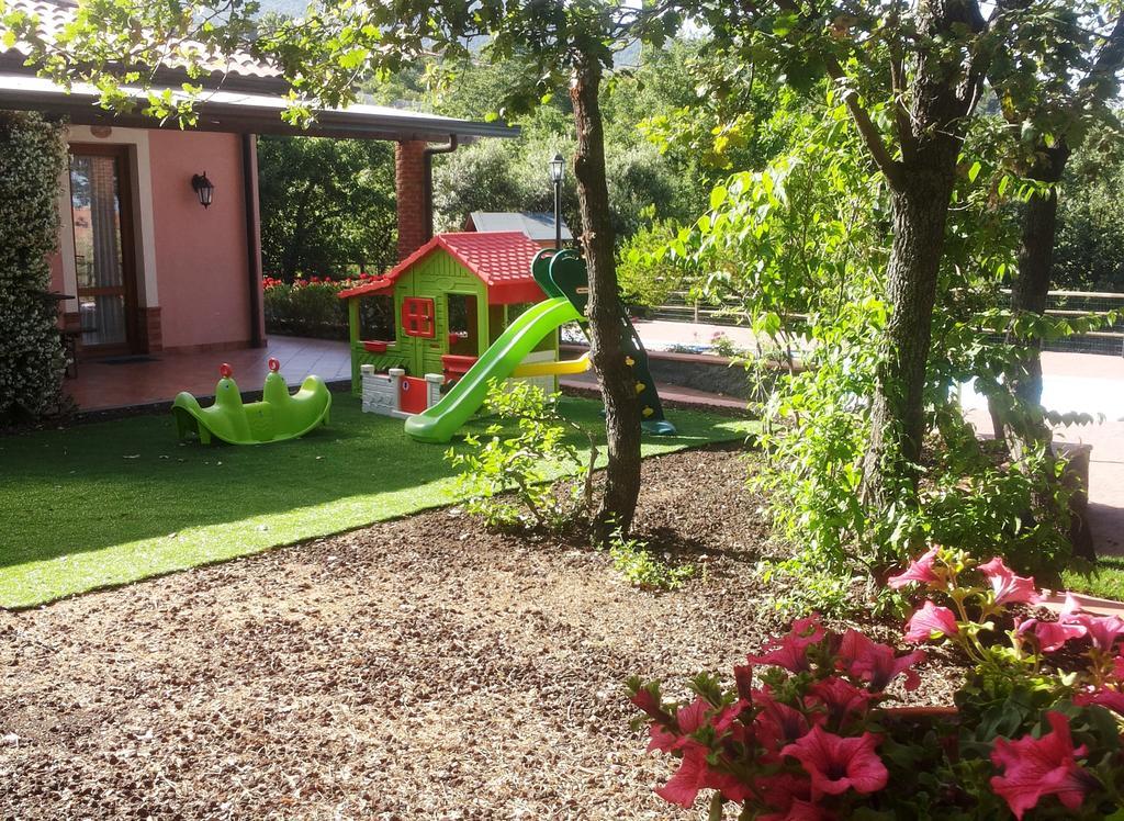 Poggiofelice B&B Zafferana Etnea Luaran gambar